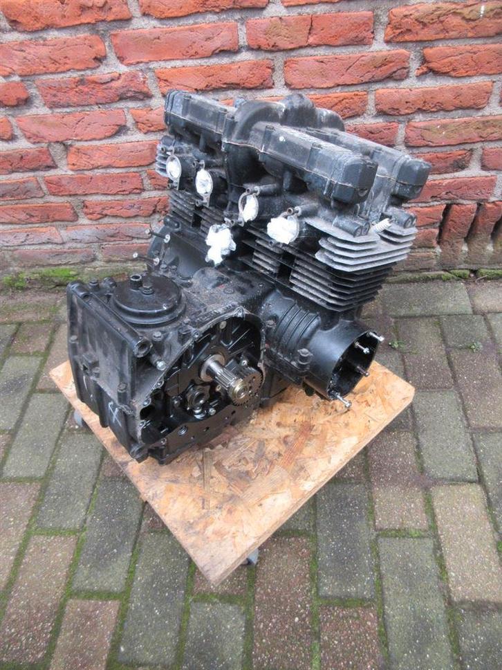 Kawasaki GPz750 motorblok GPz 750 motor blok engine ZX750A, Motos, Pièces | Kawasaki, Utilisé, Enlèvement ou Envoi