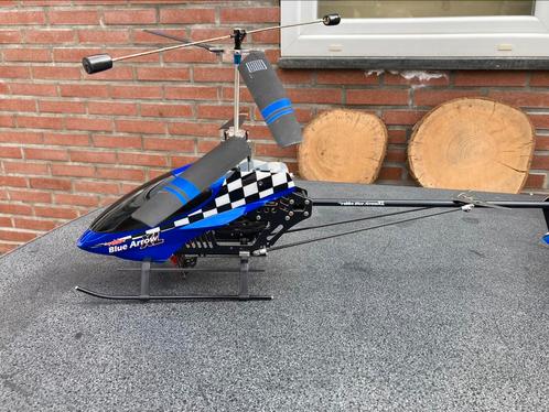 Te koop Robbe Blue Arrow helicopter XL 2,4 Ghz, Hobby en Vrije tijd, Modelbouw | Radiografisch | Helikopters en Quadcopters, Gebruikt