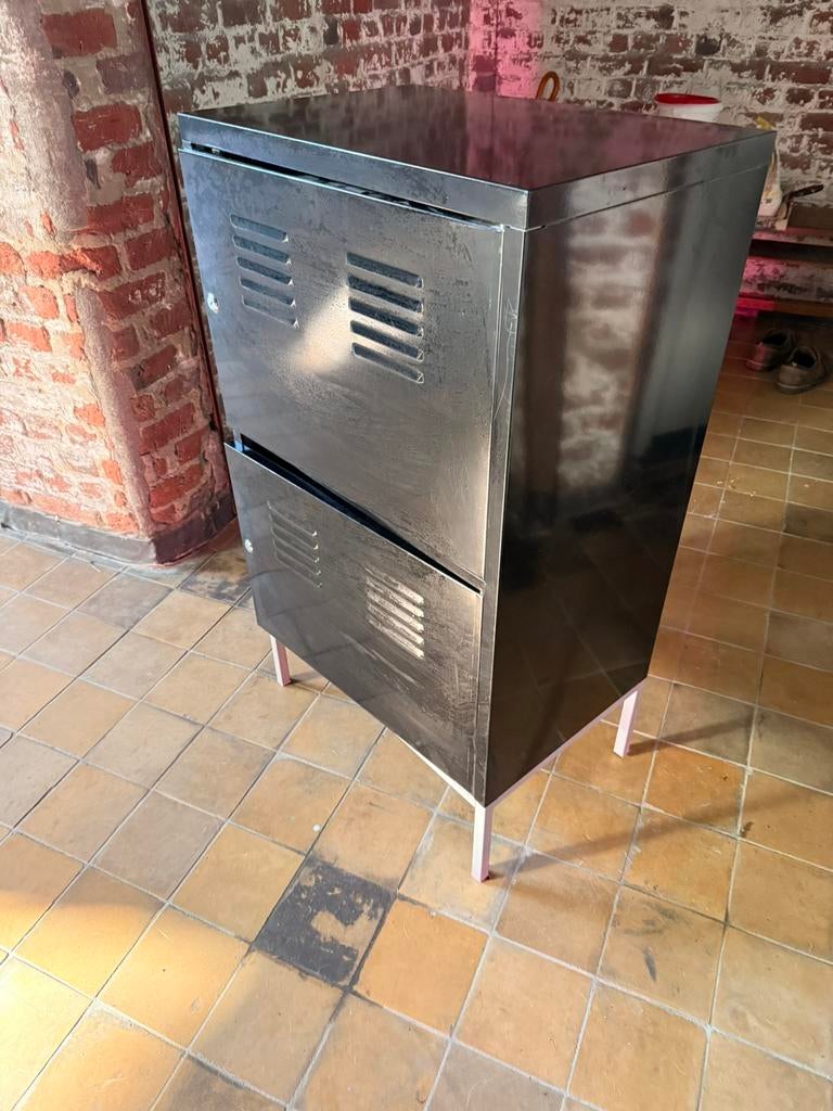 Militair zwart metalen kastje, Ophalen, Gebruikt