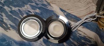 2 x 12v spotjes beschikbaar voor biedingen