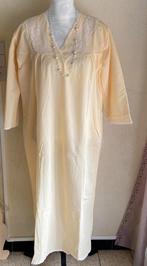 Nachthemd met kant en kleine plooien, maat L, Kleding | Dames, Pyjama's, Vintage, Ophalen of Verzenden, Nieuw, Maat 42/44 (L)