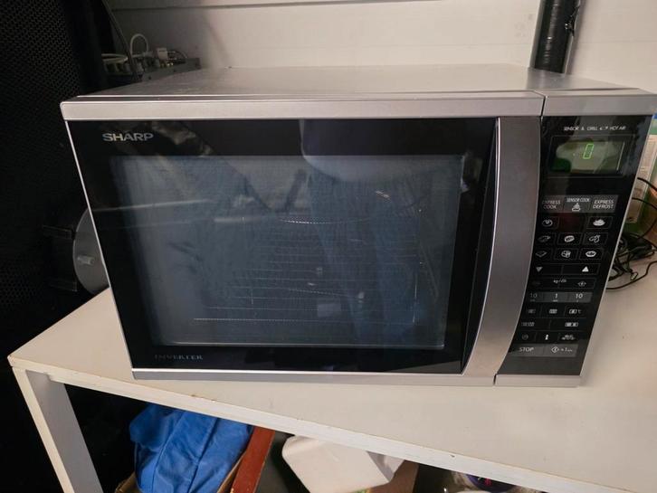 Sharp R-971 INW combi-microgolfoven, Elektronische apparatuur, Microgolfovens, Combi-microgolfoven, Ophalen of Verzenden