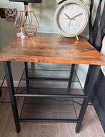 Prachtige slaapkameraccesoires met mooi hout bewerkt, Huis en Inrichting, Tafels | Sidetables, Ophalen, Zo goed als nieuw