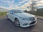 Mercedes E250 CGI benzine 149dkm Amg pakket Pano,Xenon,Airco, Auto's, Automaat, Achterwielaandrijving, 4 cilinders, Wit