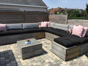 Grote loungebank! beschikbaar voor biedingen