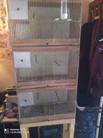 3 kooi en nestkast bij, Dieren en Toebehoren, Vogels | Hokken en Kooien, Ophalen, Zo goed als nieuw, Hout, Broedkooi of Kweekkooi