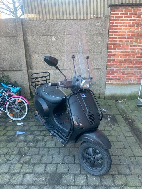 Vespa piaggio s50 4takt 2v 2011, Fietsen en Brommers, Scooters | Vespa, Gebruikt, Vespa S, Klasse A (25 km/u), Benzine, Ophalen of Verzenden