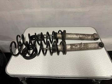 BMW E60 Achterdempers + veren – origineel beschikbaar voor biedingen