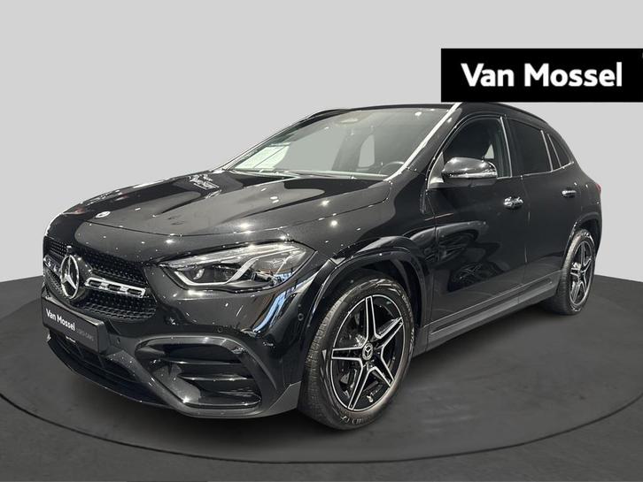 Mercedes-Benz GLA-klasse 180 AMG Line + MULTIBEAM LED + NIGH, Auto's, Mercedes-Benz, Bedrijf, Te koop, GLA, 360° camera, Airbags