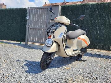 Vespa GTV 300 hpe Summer Deal beschikbaar voor biedingen