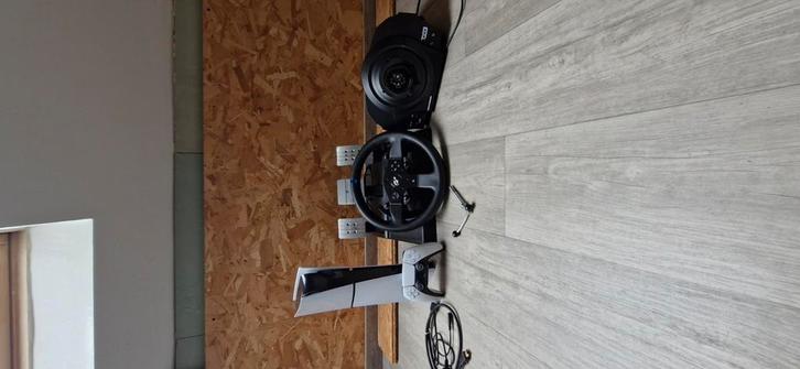 Pack PS5 Digital Slim + Thrustmaster T300RS GT Edition, Games en Spelcomputers, Games | Overige, Zo goed als nieuw, 1 speler, Ophalen