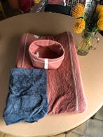2 hoezen verzorgingskussen + stoffen opbergmandje, Kinderen en Baby's, Badjes en Verzorging, Ophalen, Gebruikt, Aankleedkussen