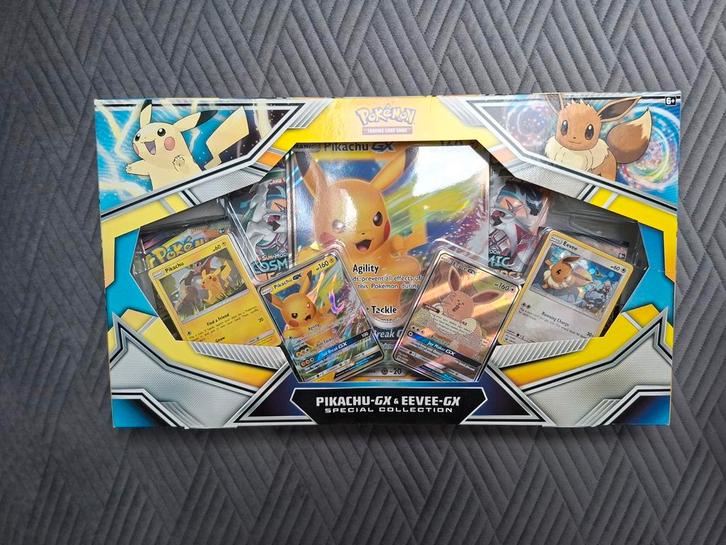 Pokemon Pikachu GX Eevee GX Special Collection engels, Hobby en Vrije tijd, Verzamelkaartspellen | Pokémon, Nieuw, Boosterbox