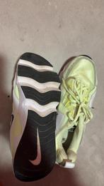 Nike schoenen schoenmaat 39, Sport en Fitness, Hockey, Ophalen of Verzenden, Zo goed als nieuw, Schoenen