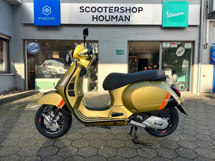 Vespa GTS Super Sport 125cc 1.200Km VERDE AMBIZIOSO MATT DEM, Fietsen en Brommers, Scooters | Vespa, Gebruikt, Overige modellen