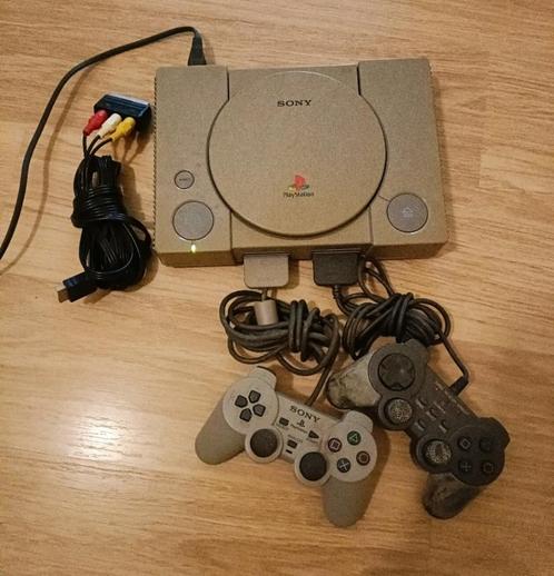 COLLECTOR !  Sony Playstation 1 + 2 manettes, Games en Spelcomputers, Spelcomputers | Sony PlayStation 1, Gebruikt, Met 2 controllers