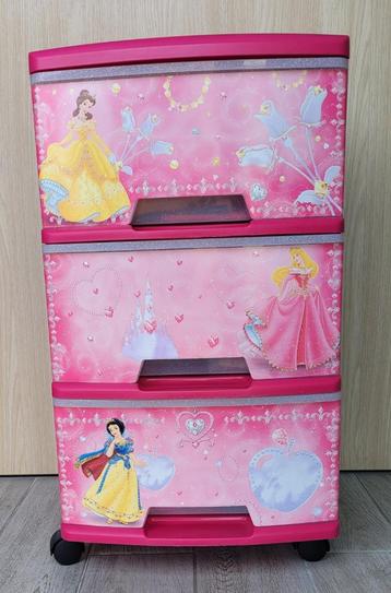 Coffre à jouets Curver Disney Princess disponible aux enchères