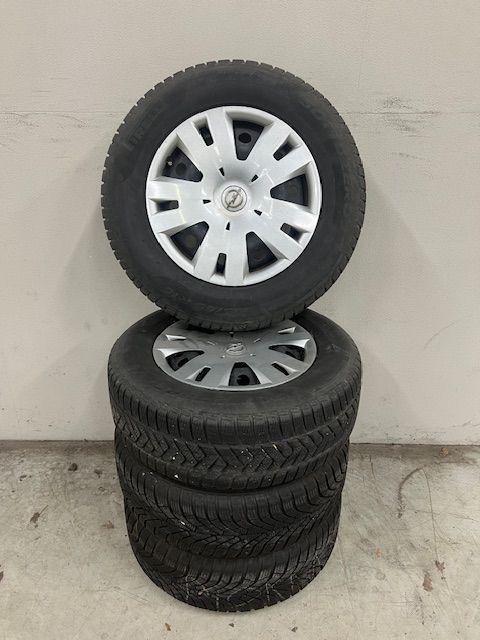 Winterset Opel Mokka (X) Kumho WinterCraft WP52 215/65 R16, Auto-onderdelen, Banden en Velgen, Banden en Velgen, Winterbanden
