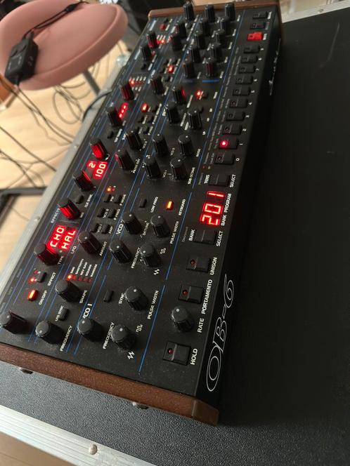 Sequential OB-6 Desktop, Muziek en Instrumenten, Synthesizers, Zo goed als nieuw, Ophalen