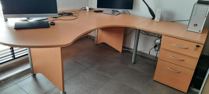 bureau, Huis en Inrichting, Bureaus, Zo goed als nieuw, Bureau, Ophalen