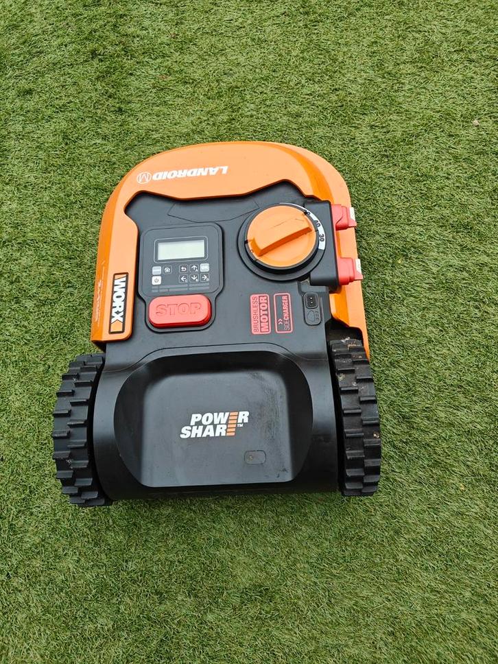 Worx landroid M1000 met garage!, Jardin & Terrasse, Tondeuses robotisées, Comme neuf, Enlèvement