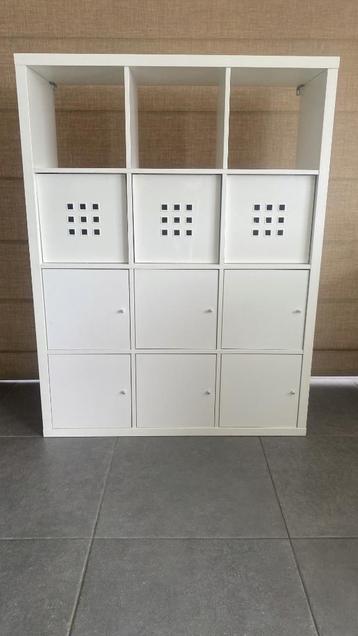 Kallax kast (opbergen) beschikbaar voor biedingen