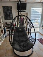 Oeuf suspendu (fauteuil suspendu), Enlèvement