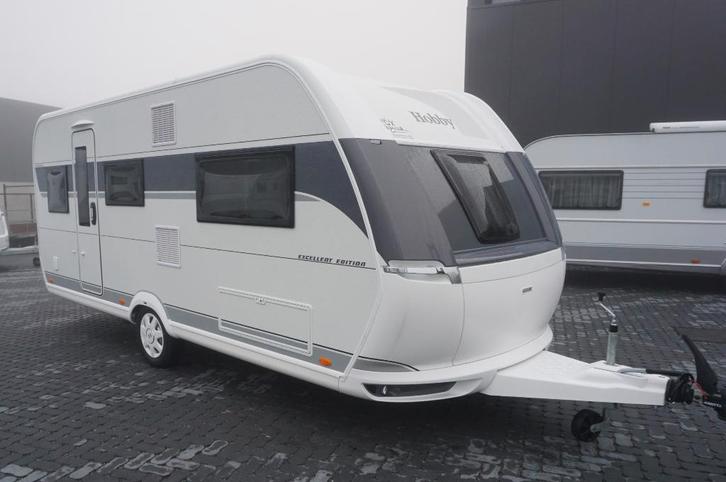 Nieuwe 4pers.Hobby met rondzit, 2x1p bed, Caravans en Kamperen, Caravans, Bedrijf, tot en met 4, Rondzit, Hobby, 2 aparte bedden
