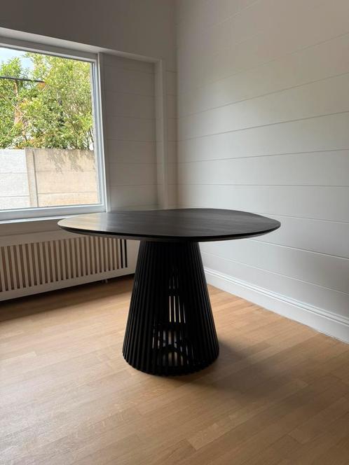 Kave Home - Tafel JEANETTE - zwart, Huis en Inrichting, Tafels | Eettafels, Gebruikt, Ophalen