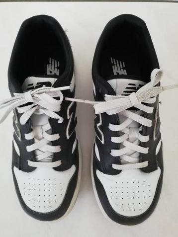 New Balance NB sneakers  zwart wit maat 35 veters beschikbaar voor biedingen