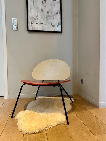 POSTMODERNE LOUNGE STOEL beschikbaar voor biedingen