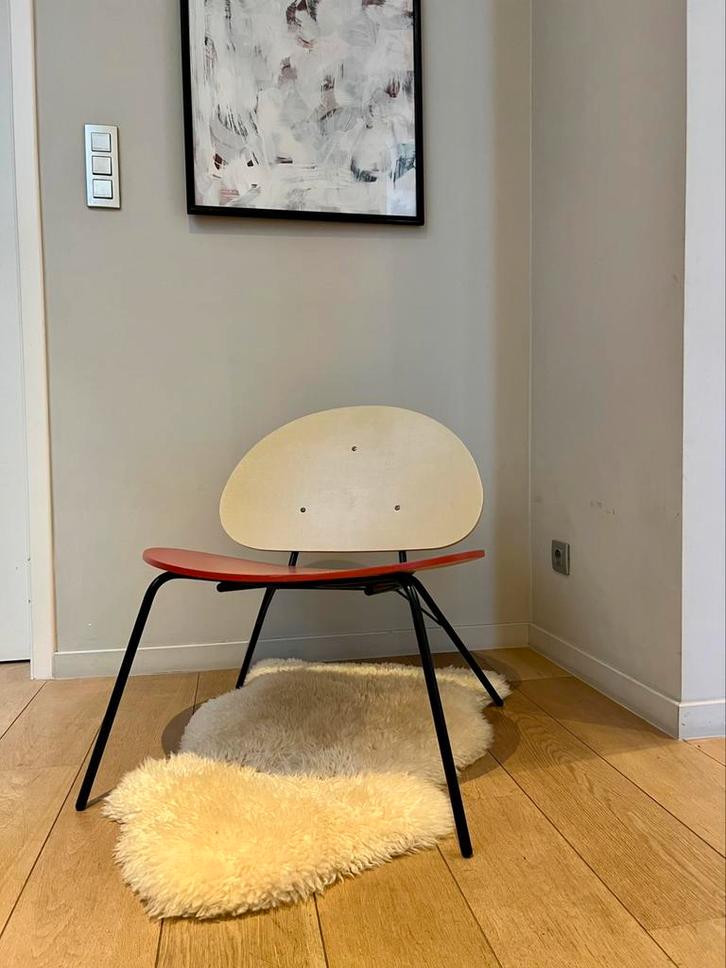 POSTMODERNE LOUNGE STOEL, Huis en Inrichting, Zetels | Zetels, Zo goed als nieuw, Ophalen