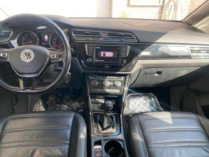 vw touran 2017 benzine 1.2 euro 6b 7 plaats, Auto's, Volkswagen, Particulier, Touran, Airconditioning, Lederen bekleding, Panoramadak
