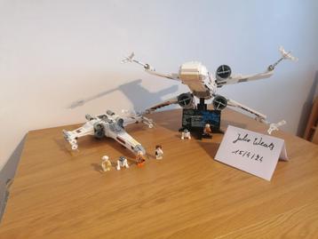 Lego UCS x-wing fighter en  Luke Skywalkers x-wing