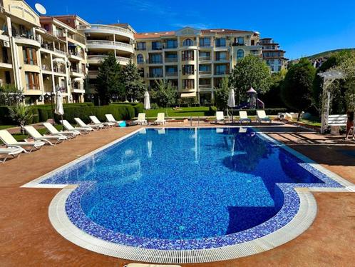 Studio te koop in Royal Bay 2, Sveti Vlas, 100 m van de zee, Immo, Buitenland, Overig Europa, Appartement, Stad