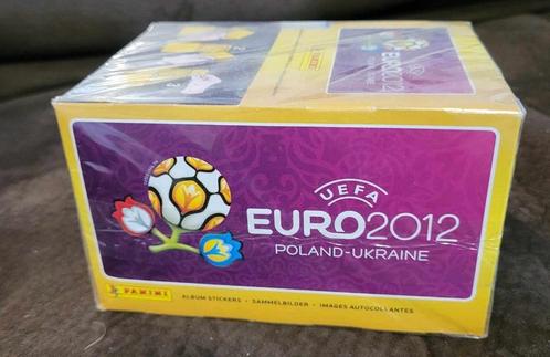PANINI EURO 2012 POLAND-UKRAINE BOITE NEUVE JAUNE, Collections, Articles de Sport & Football, Comme neuf, Enlèvement ou Envoi