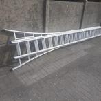 Ladder Solide 3x18 treden, Ophalen, Zo goed als nieuw, Ladder, 4 meter of meer