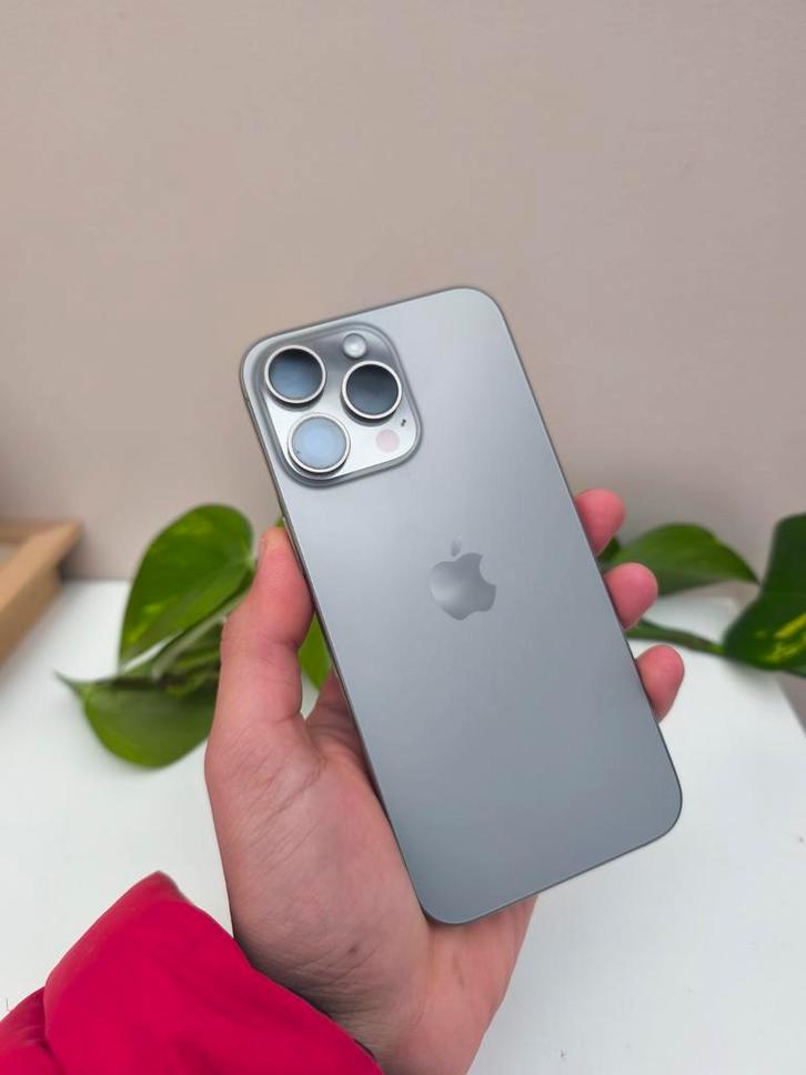 iPhone 15 pro max 256 GB 87% batterij, Telecommunicatie, Mobiele telefoons | Hoesjes en Screenprotectors | Apple iPhone, Zo goed als nieuw