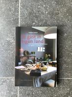 Boek 120 charmante hotelletjes en B&B ‘s in België, Boeken, Reisgidsen, Ophalen, Zo goed als nieuw