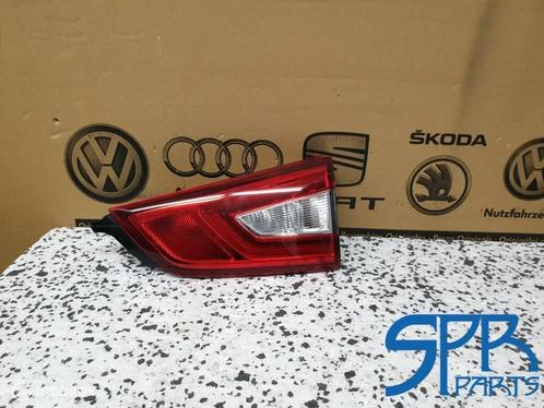 Achterlicht rechtsbinnen rechts Nissan Qashqai II 265504EA5A, Auto-onderdelen, Verlichting, Nissan, Gebruikt, Ophalen of Verzenden