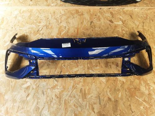 BUMPER VOOR Volkswagen Golf VIII (CD1) (5H0807221E), Auto-onderdelen, Carrosserie, Bumper, Volkswagen, Voor, Gebruikt
