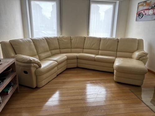 Moderne beige hoekzetel, Huis en Inrichting, Zetels | Zetels, Zo goed als nieuw, Hoekbank, Vierpersoons of meer, Leer, Ophalen
