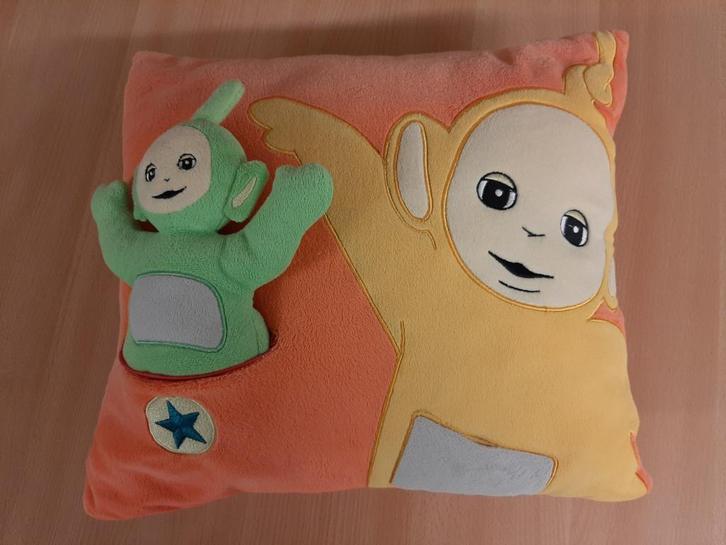 Kussen + knuffel Teletubbies, Kinderen en Baby's, Kinderkamer | Inrichting en Decoratie, Gebruikt, Kleed of Kussen, Ophalen