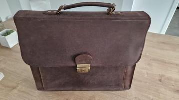 Cartable / porte-document en cuir Arthur et Aston beschikbaar voor biedingen