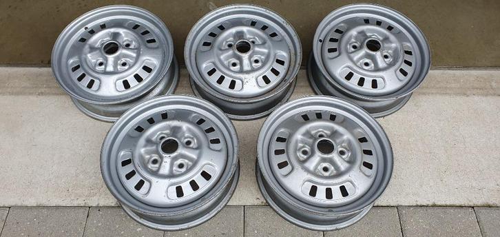 Autobianchi Lancia A112 Abarth 2x Velgen set  5st. 4X98 13'', Auto-onderdelen, Banden en Velgen, Velg(en), Ophalen of Verzenden
