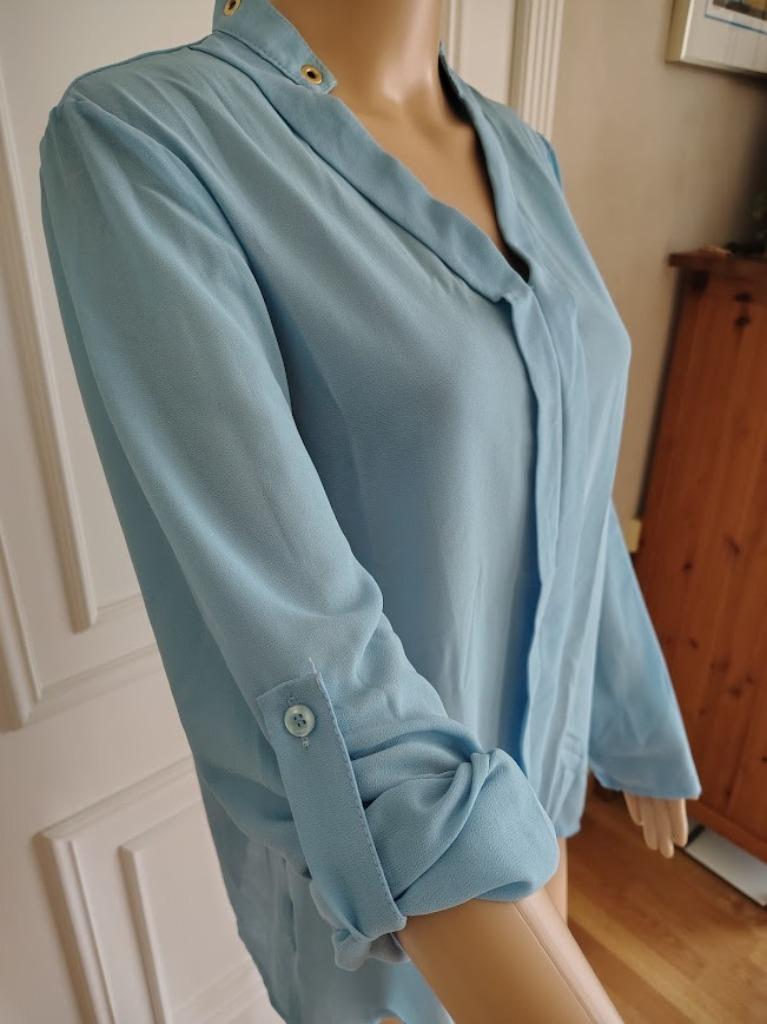 blauwe nette blouse, Kleding | Dames, Blouses en Tunieken, Zo goed als nieuw, Maat 38/40 (M), Blauw, Verzenden