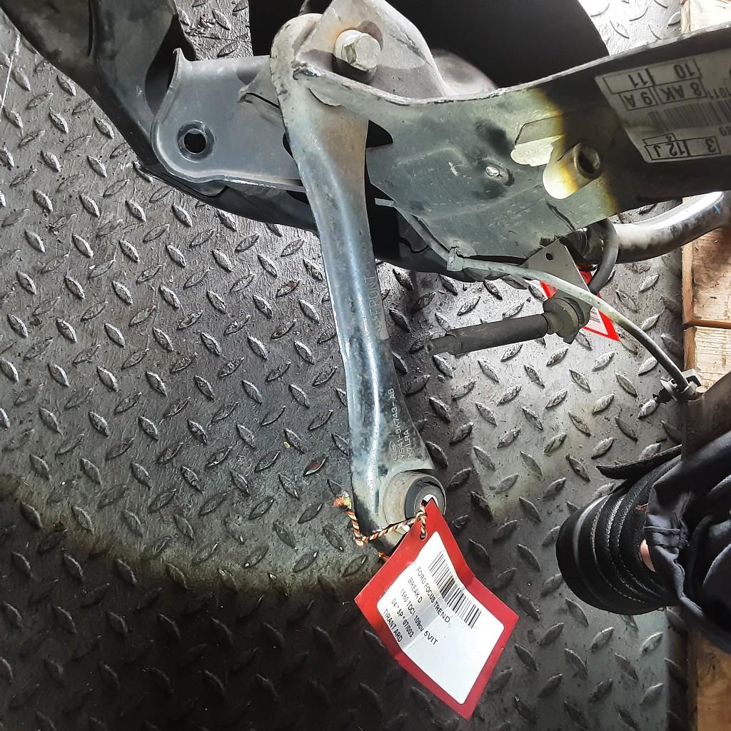 REACTIESTANG RECHTS ACHTER Ford Focus 2 Wagon (YS415K743AB), Gebruikt, Mevr. I. Hauben, Ford, Rue de l'Espoir 34 34
4030  GRIVEGNÉE, BE