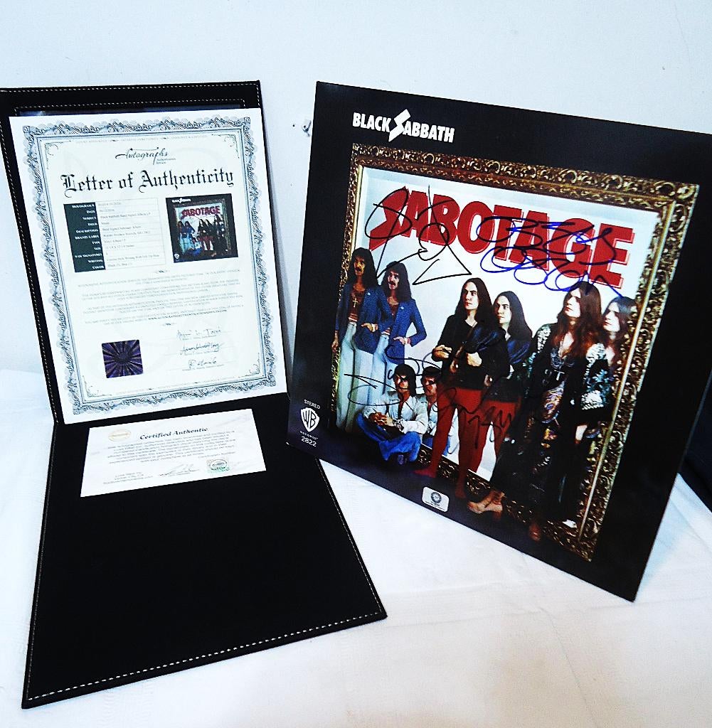 Black Sabbath Handgetekend Orig. Groep 4 x + certificaat😎👌, Ophalen of Verzenden, Nieuw, Overige typen, Gesigneerd