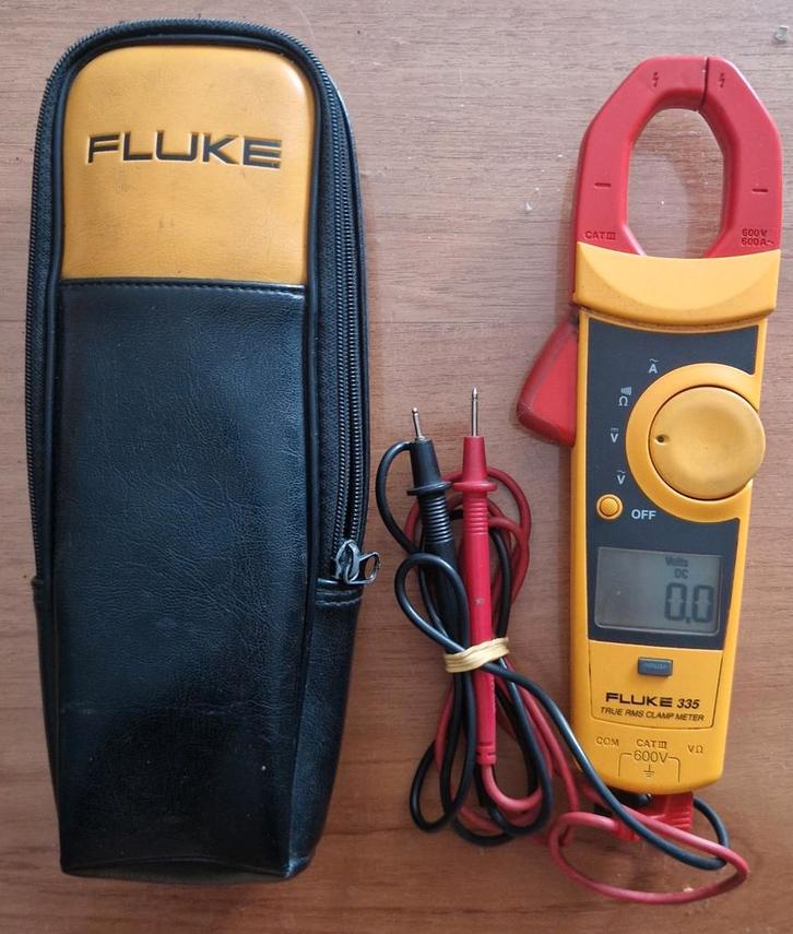 Fluke 335 TRMS 600 Amp AC Current Clamp Meter
De Fluke 335 i, Doe-het-zelf en Bouw, Meetapparatuur, Temperatuur, Ophalen