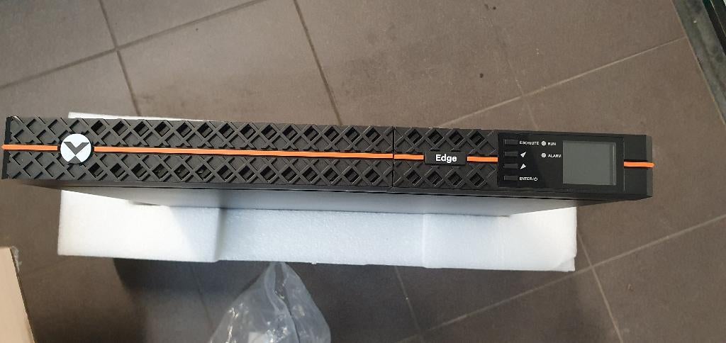 UPS Vertiv 1kVA, Computers en Software, Ophalen, Nieuw